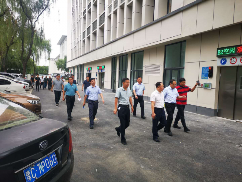 洛陽(yáng)市委常委、市政府黨組成員魏建平 督導(dǎo)調(diào)研我市城市停車場(chǎng)重點(diǎn)項(xiàng)目建設(shè)工作